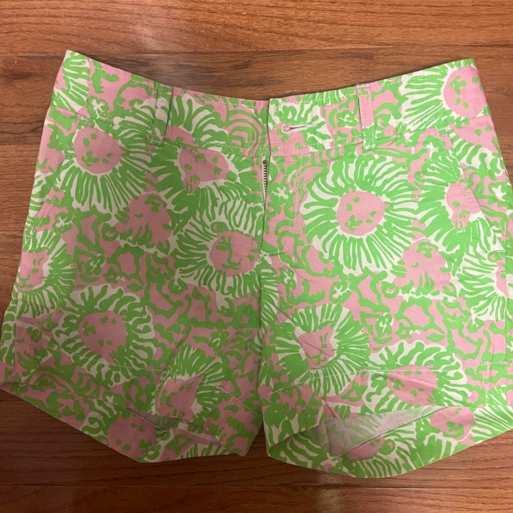 Lilly Pulitzer size 4 Callahan shorts
